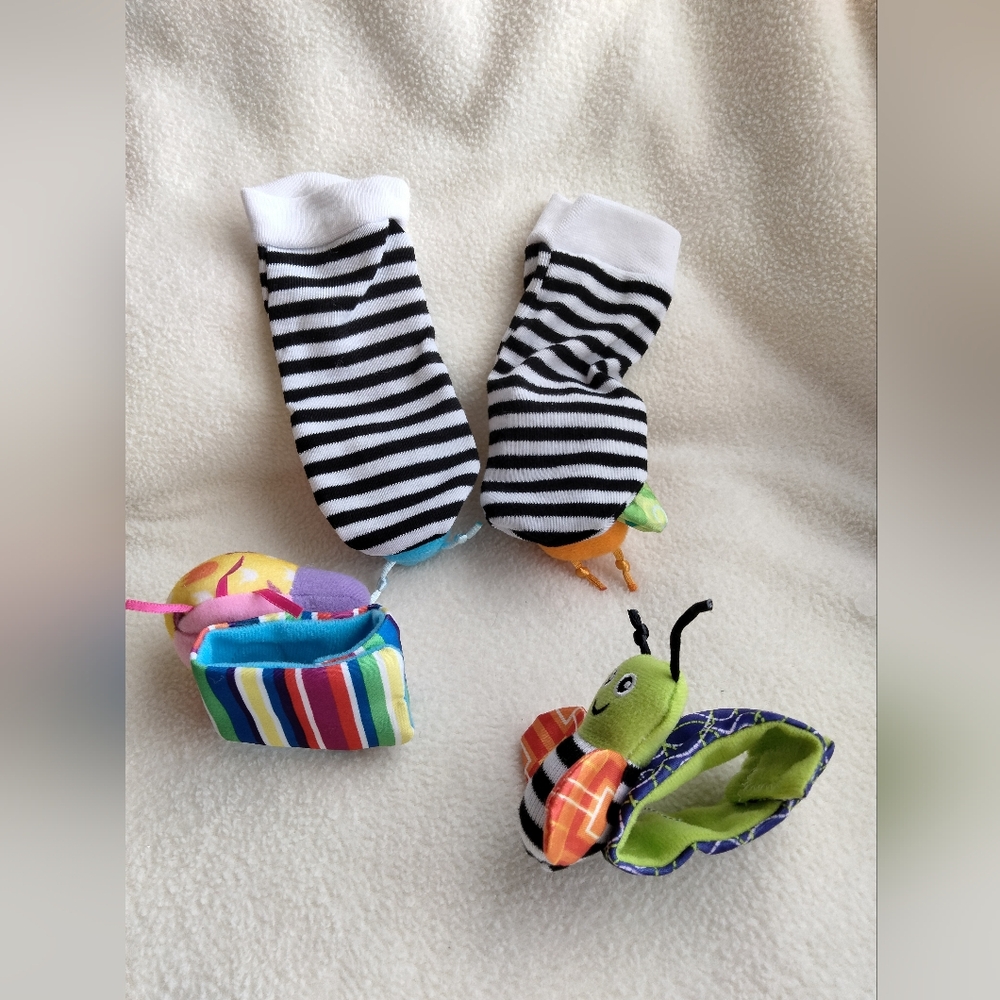 Sock & Wrist Rattles - Picture 2 of 4
